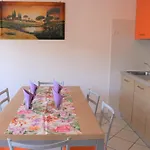 Lovely Flat With Patio 비비오네