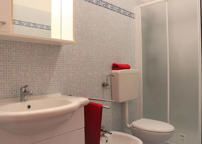 Lovely Flat With Patio Апартаменти *