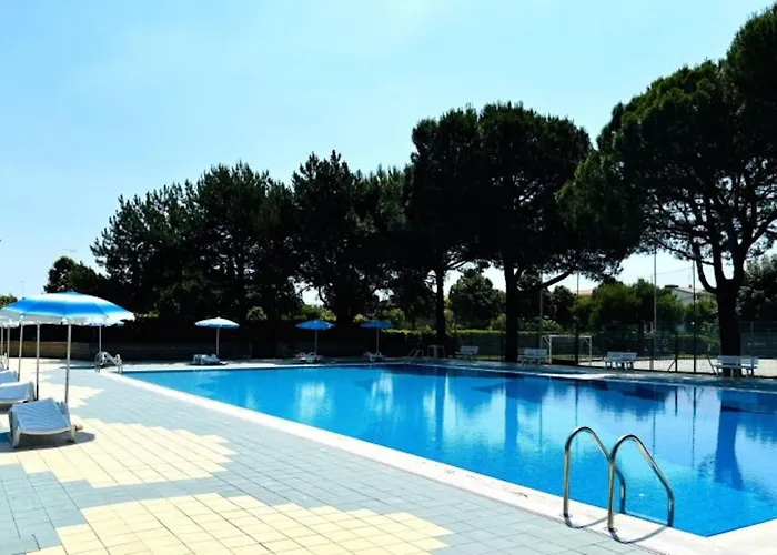 Lovely Flat With Patio Apartmán Bibione