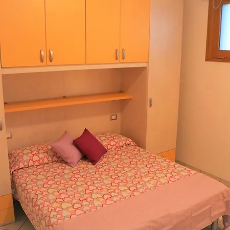 Lovely Flat With Patio Appartamento