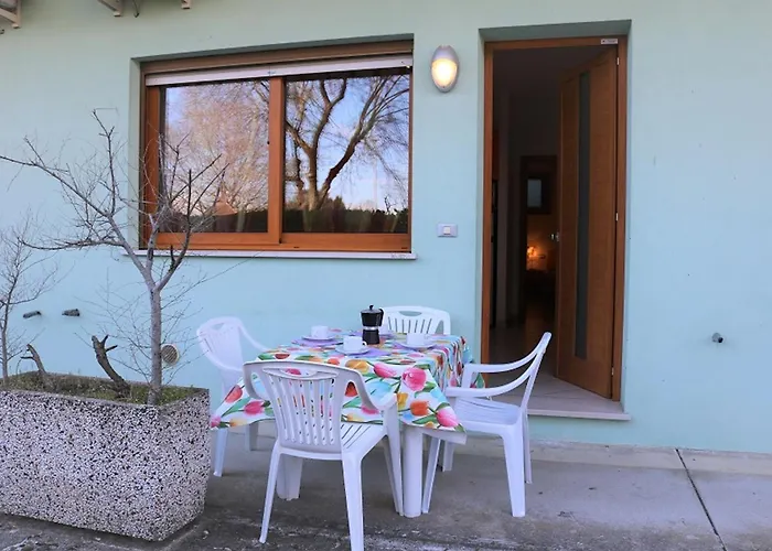 Lovely Flat With Patio 公寓 *